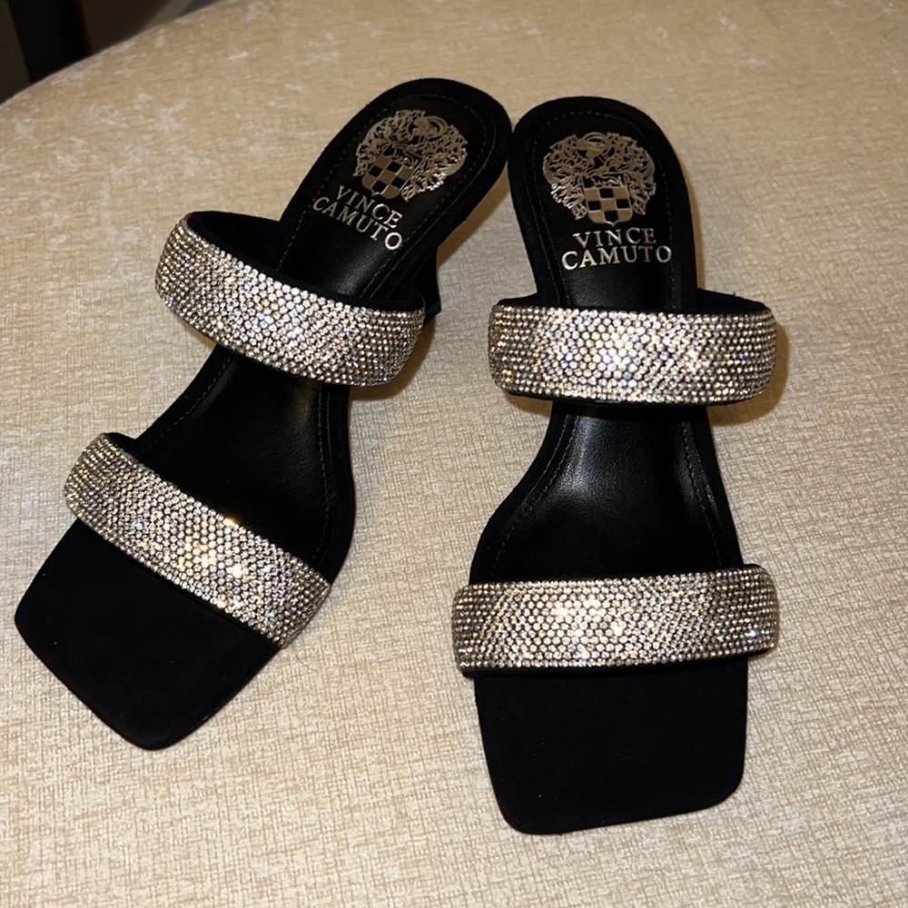 NWT Vince Camuto Sparkling Crystal Aslee2 Slide Heel Sandal Black Rhinestone - Picture 2 of 9